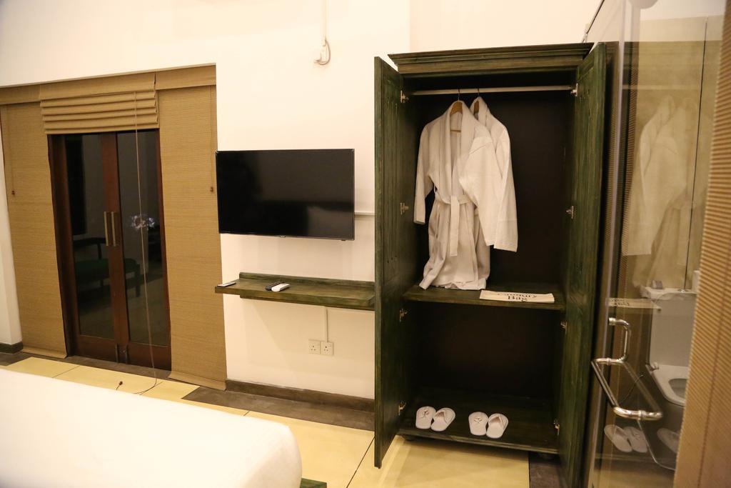 Tranquil Negombo Boutique Hotel Buitenkant foto