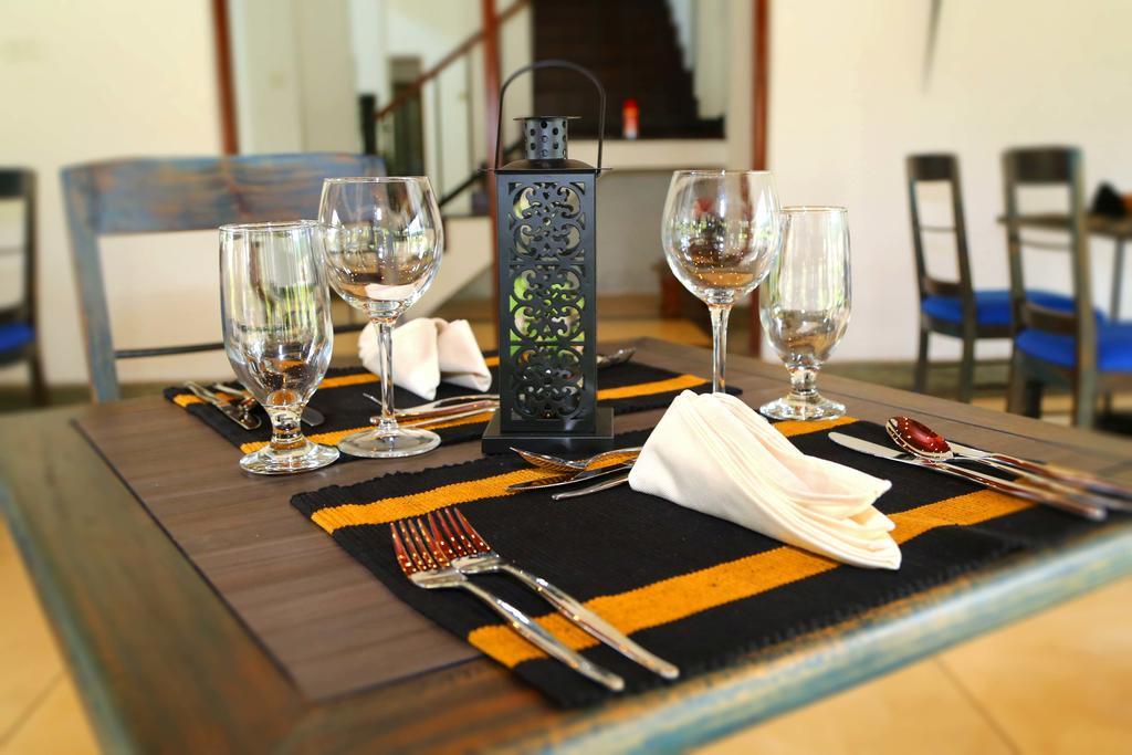 Tranquil Negombo Boutique Hotel Buitenkant foto
